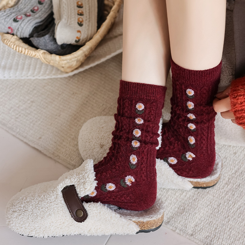 Kaos Kaki Wol Motif Bunga Mani - Boot Sock Slouchy ulasan dan harga