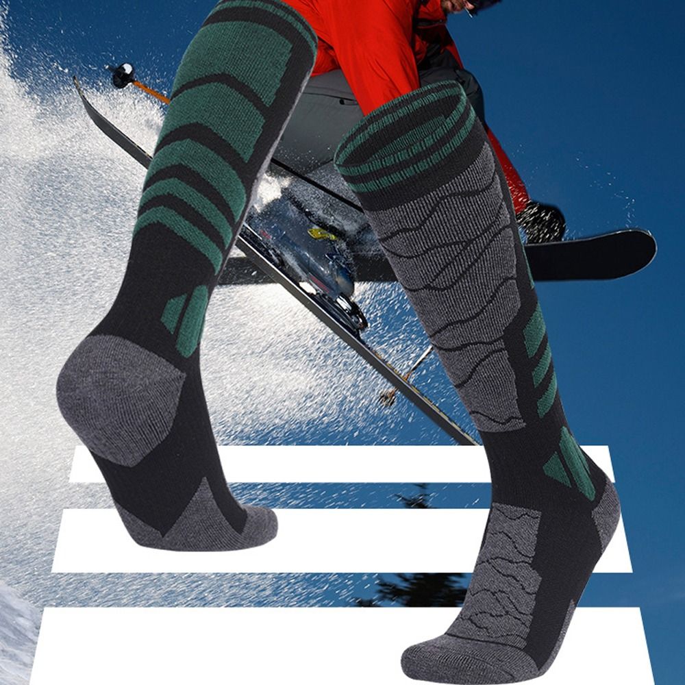 Kaus Kaki Olahraga Luar Ruanga - Wool Hiking Sock ulasan dan harga
